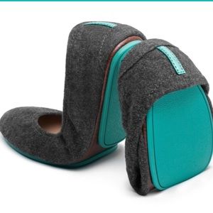 Tieks by Gavrieli Vegan Greystone Size 8 with shoe bag